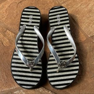 Michael Kors Platform Flip Flops Size 8